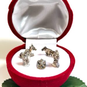 Nativity Set in Rose Gift Box 5-Piece