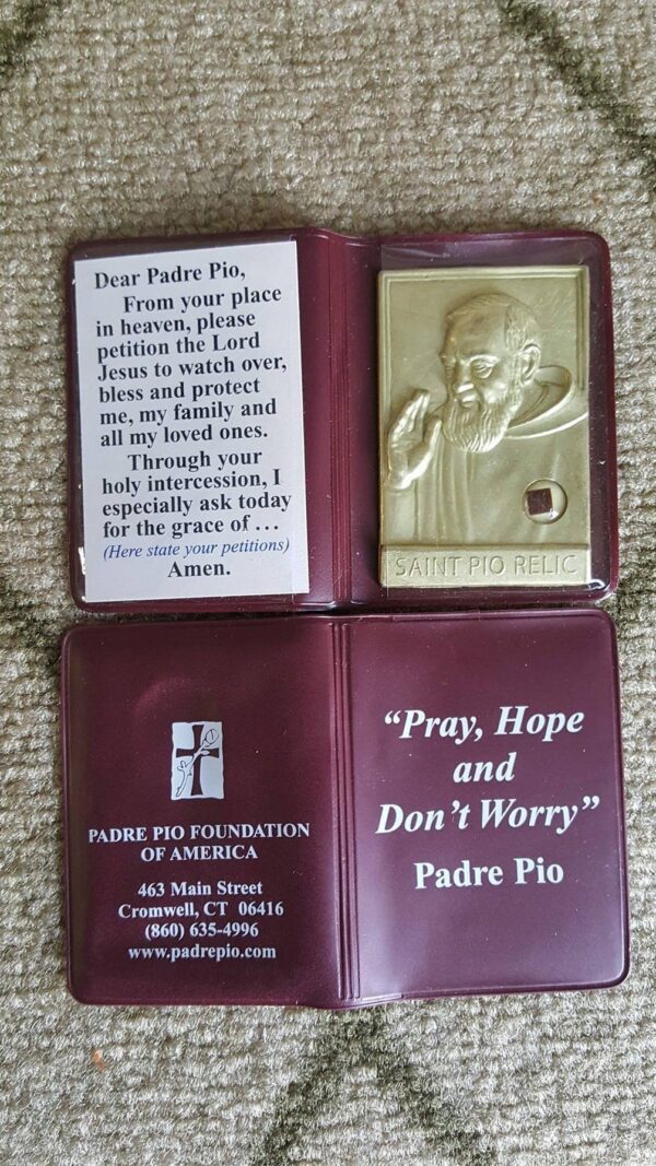 Padre Pio Relic Plaque Folder - Image 2